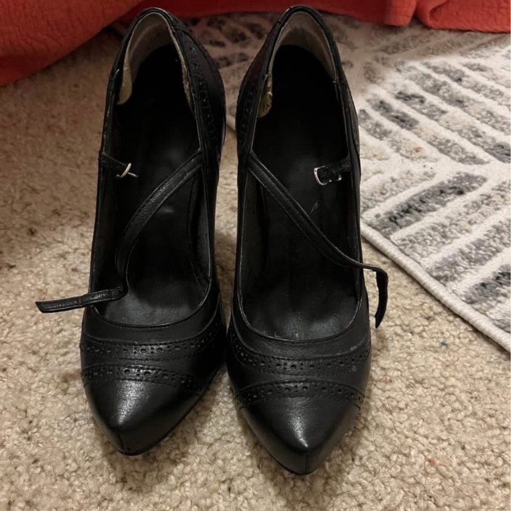 Leather shoes